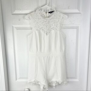 Cream Lace illusion Halter Neck Dressy Jumpsuit Romper Size Large